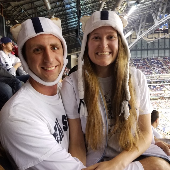 Meet your Posher, Jennifer - Picture 3 of 3